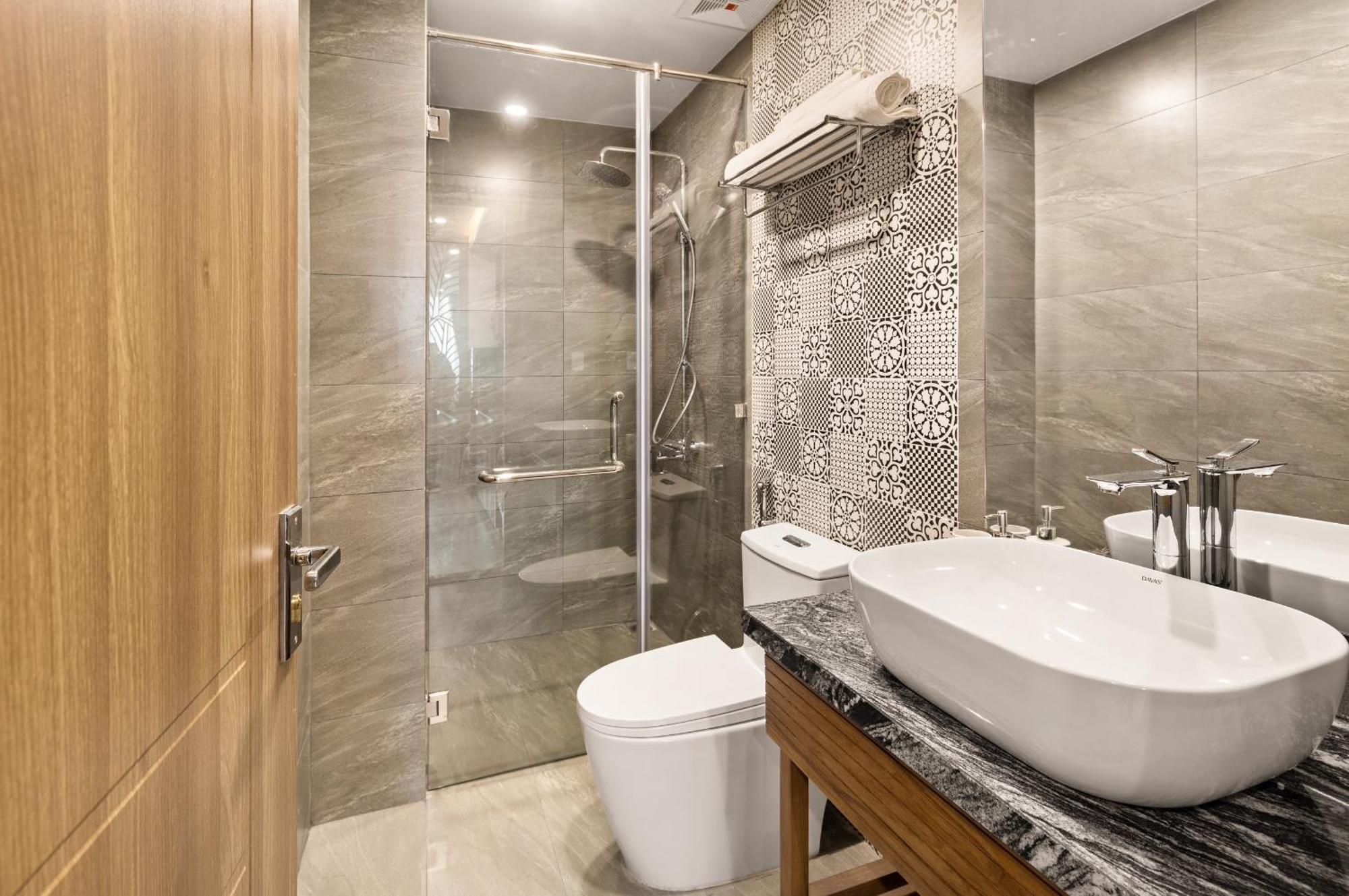 Hoang Thinh Hotel & Apartment Danang Exterior photo